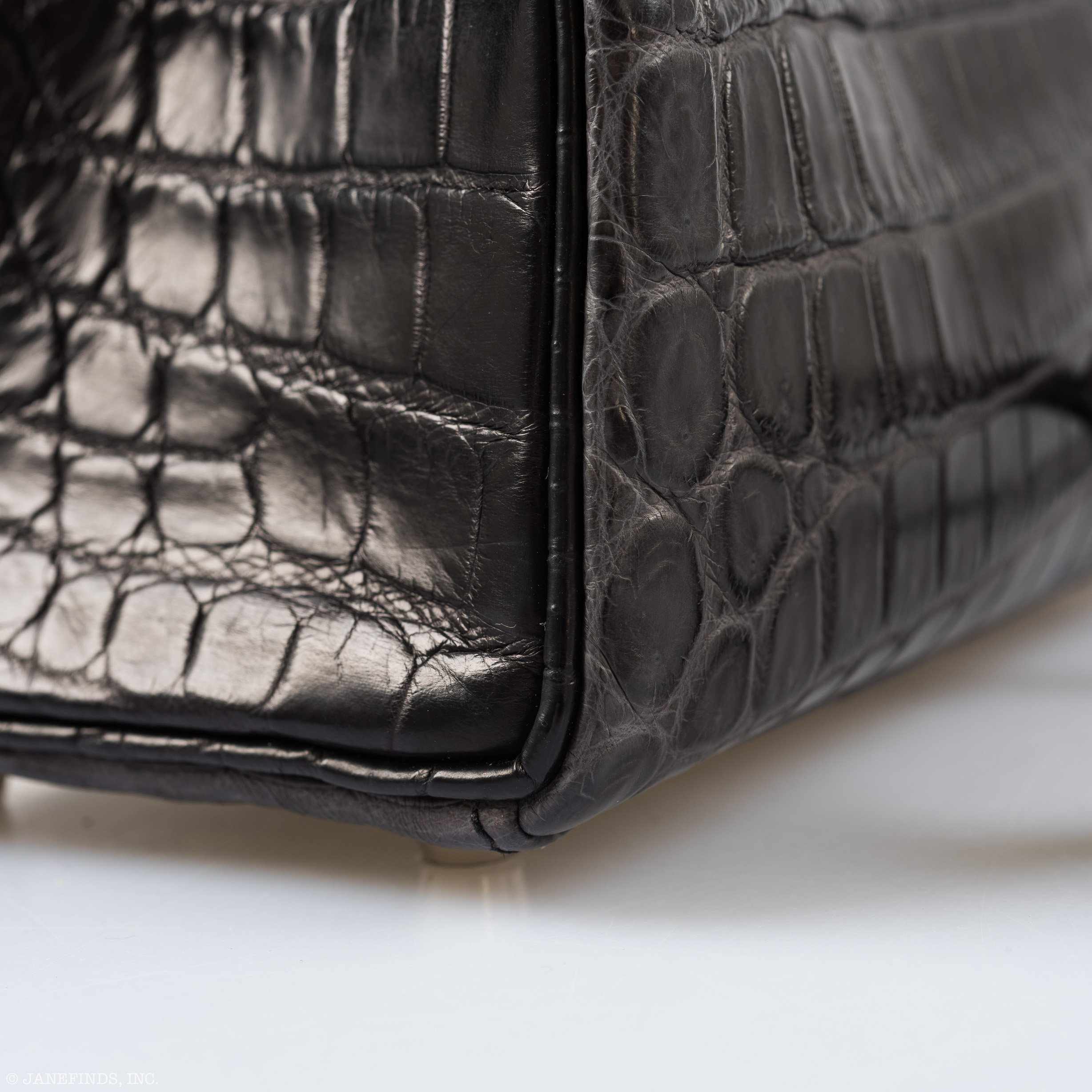 Hermès Kelly 25 Matte Graphite Crocodile Bag with Palladium Hardware 9 Hermès Kelly 25 Matte Graphite Crocodile Bag with Palladium Hardware - Image 9