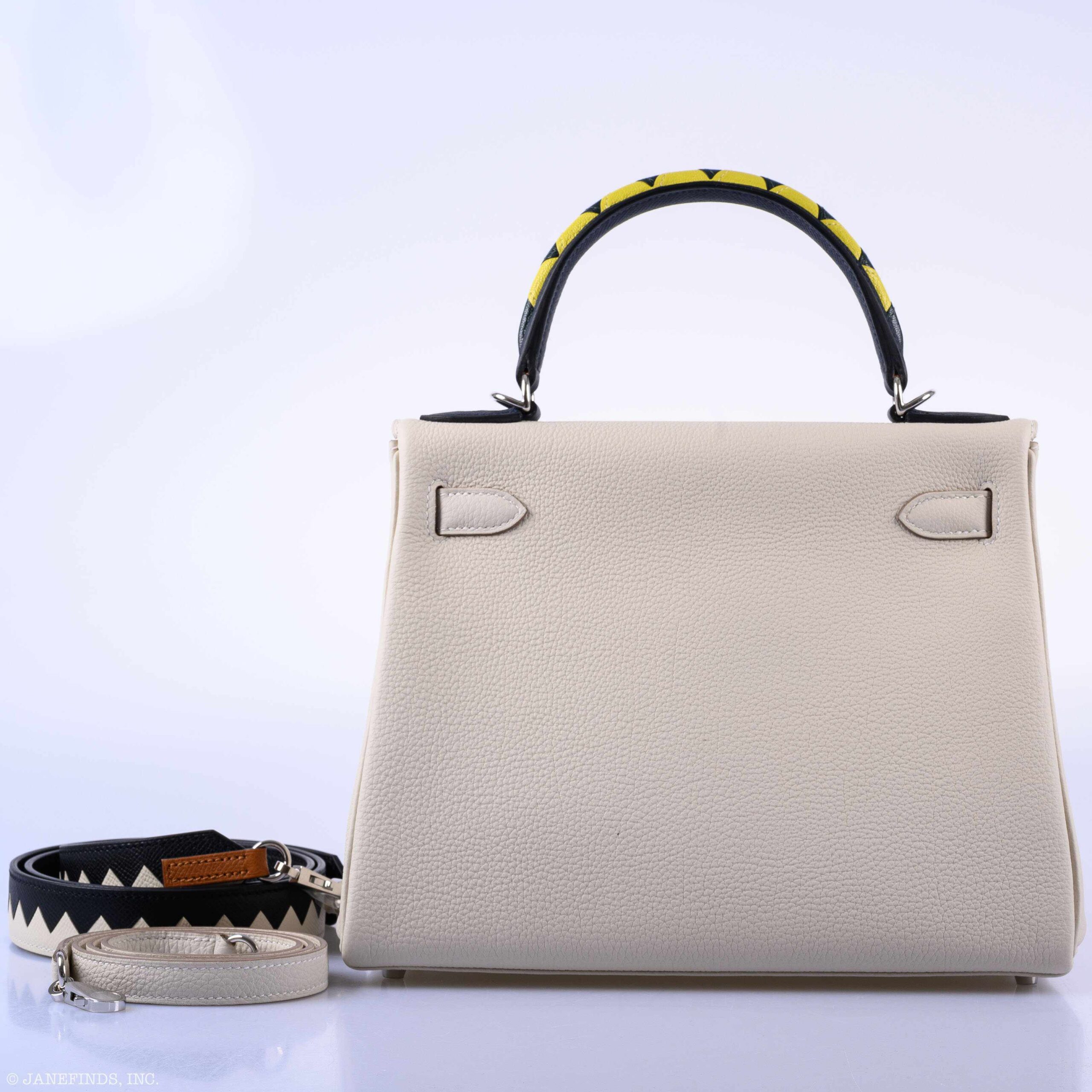 Hermès Kelly 28 HSS Beton & Multicolor Togo | Equestrian Style Bag 4 Hermès Kelly 28 HSS Beton & Multicolor Togo | Equestrian Style Bag - Image 4