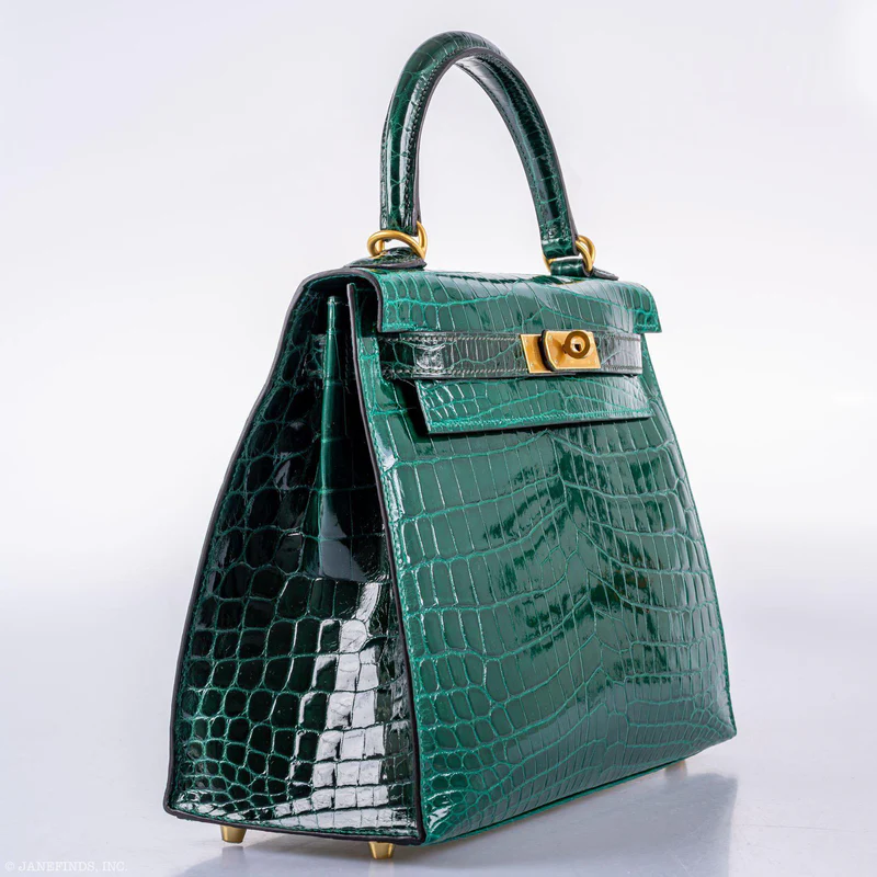 Hermès Kelly 28 Sellier: Emerald Crocodile, Brushed Gold Hardware 4 Hermès Kelly 28 Sellier: Emerald Crocodile, Brushed Gold Hardware - Image 4