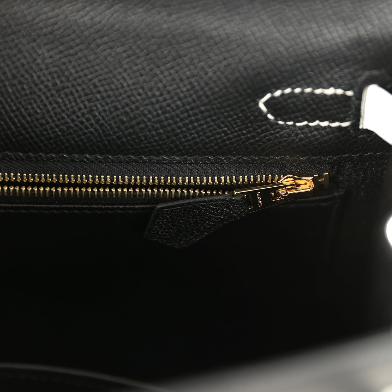 Hermes Special Order (HSS) Kelly Sellier 25 Black, White Epsom Brushed Gold Hardware - view 9